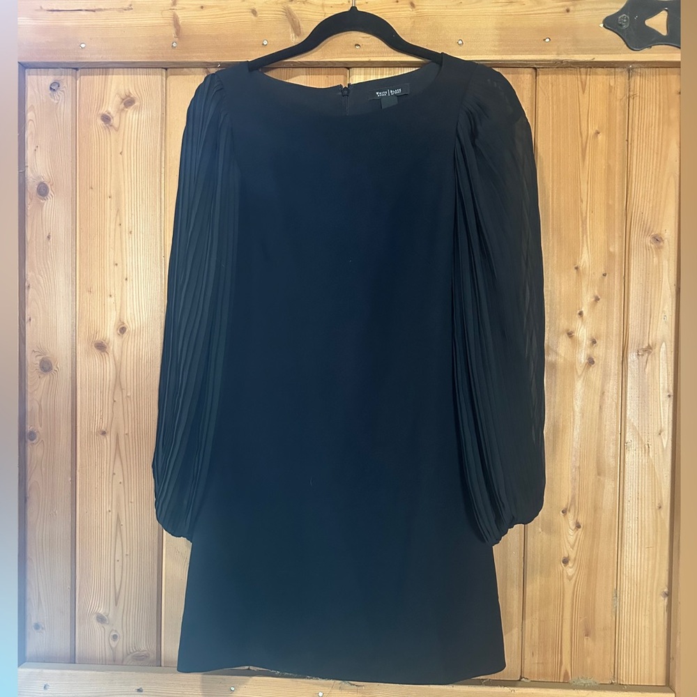 White House black market cocktail dress